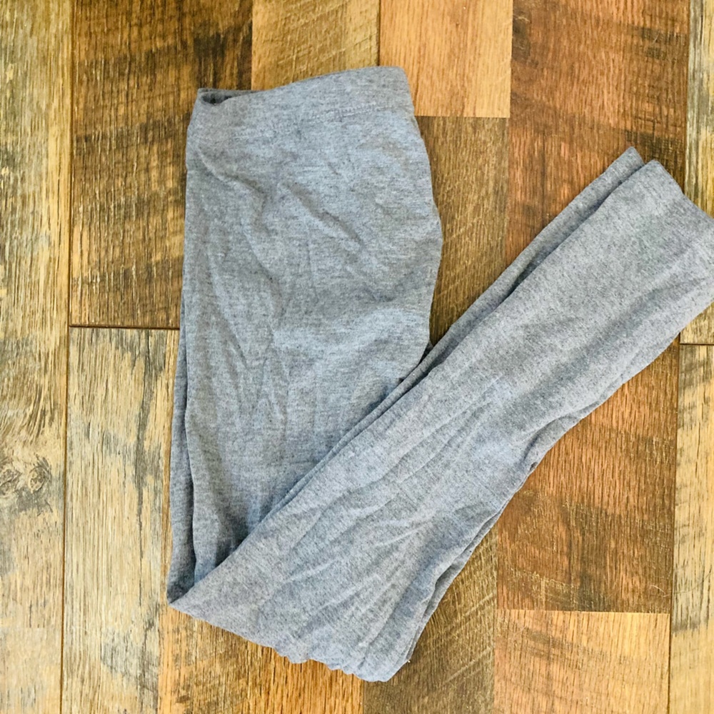 Girls gray leggings